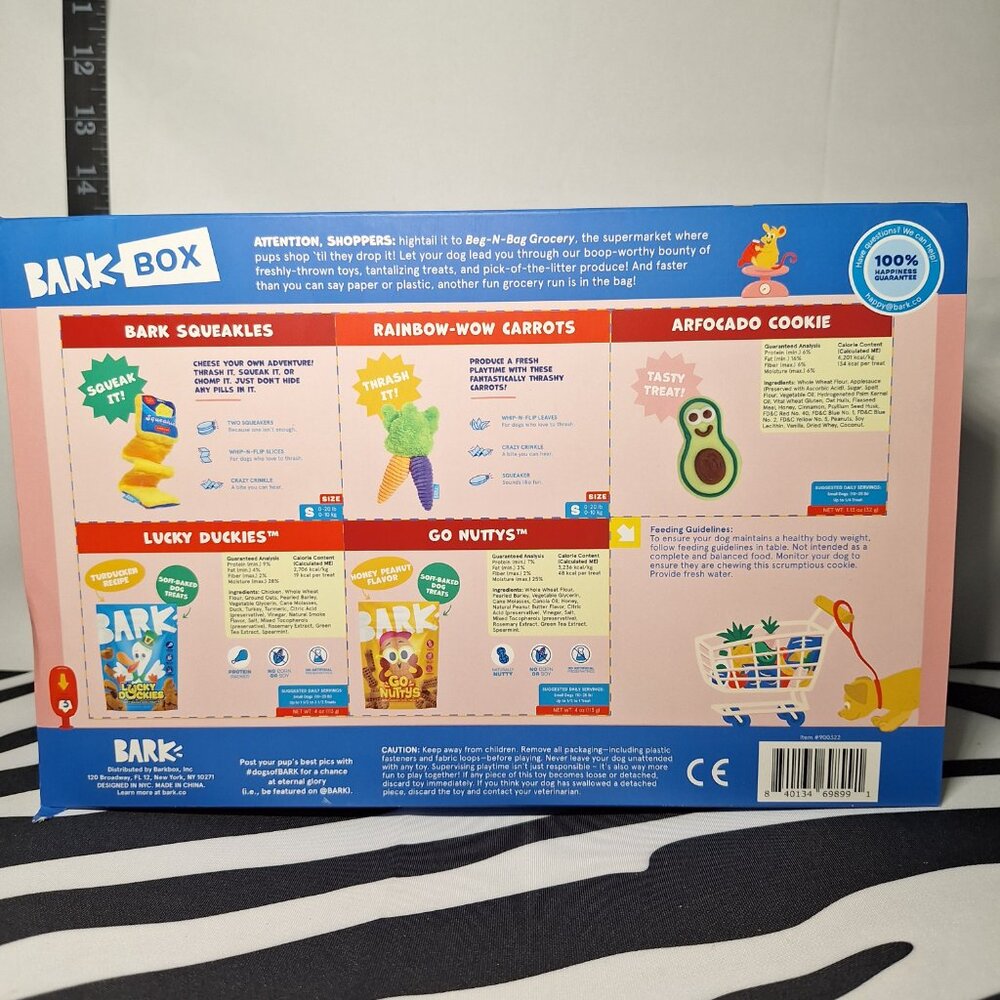 NWT Bark BarkBox Beg -n- Bag Theme with 2 toys and 3 treats - Small Dogs - Picture 16 of 16